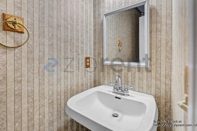 Building Photo - 4405 Candalon Way