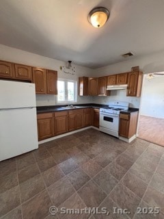 Primary Photo - 68 Anderson St