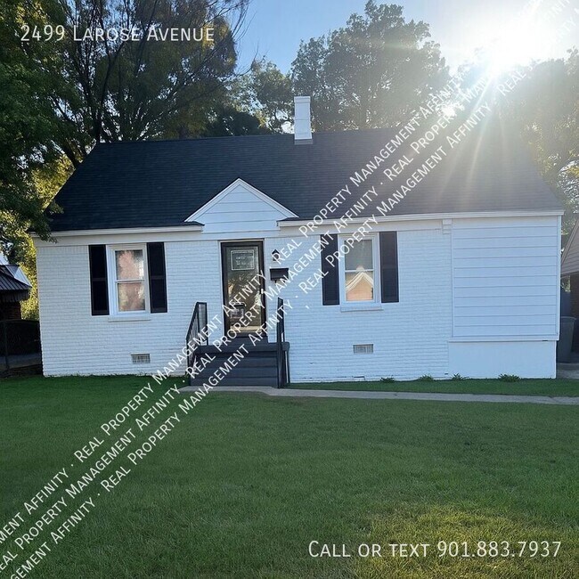 Primary Photo - 2499 Larose Ave