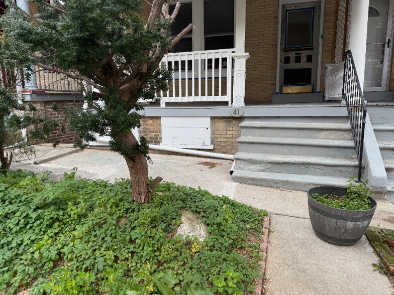 Primary Photo - 41 S Franklin St