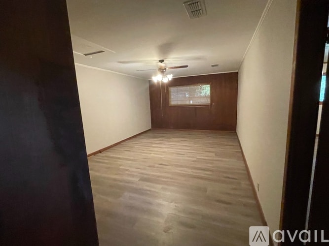 Building Photo - 111 Japonica Ln