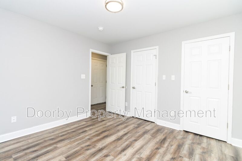 Building Photo - 1913 Tuskegee Blvd