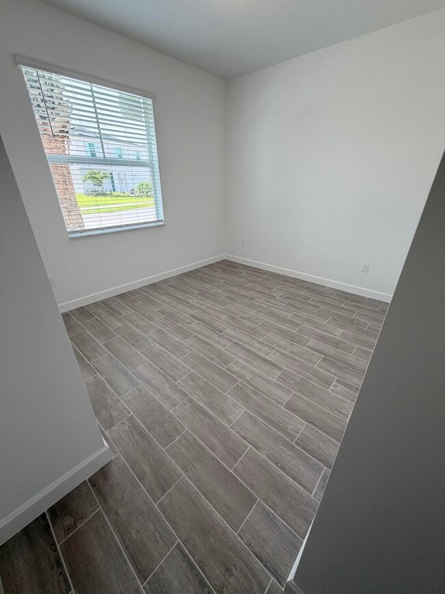 Building Photo - 2955 Spanish Cedar Pl