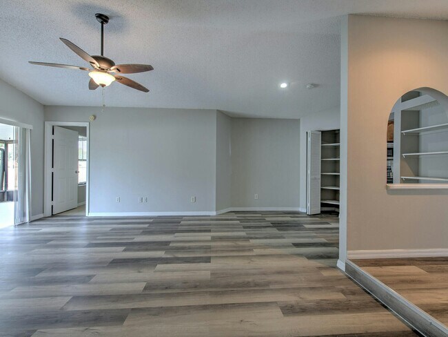 Building Photo - 1202 Windhorst Ridge Dr