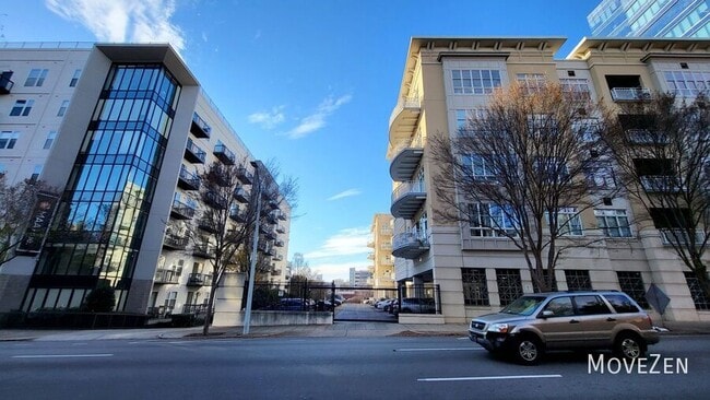 Building Photo - 317 W Morgan St