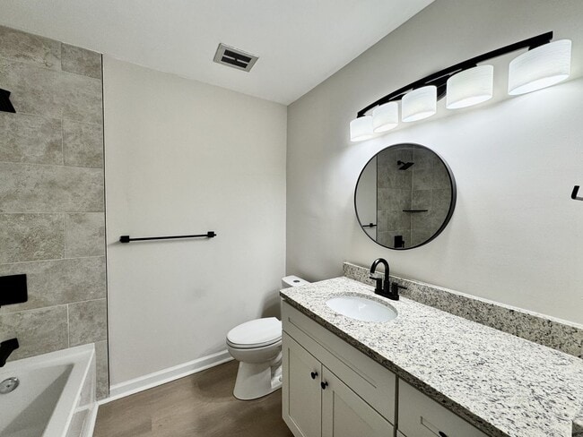 Building Photo - Fully-Renovated Ranch Home Available 03-19-26! Fenced Backyard - Pet Friendly - Washer & Dryer In...