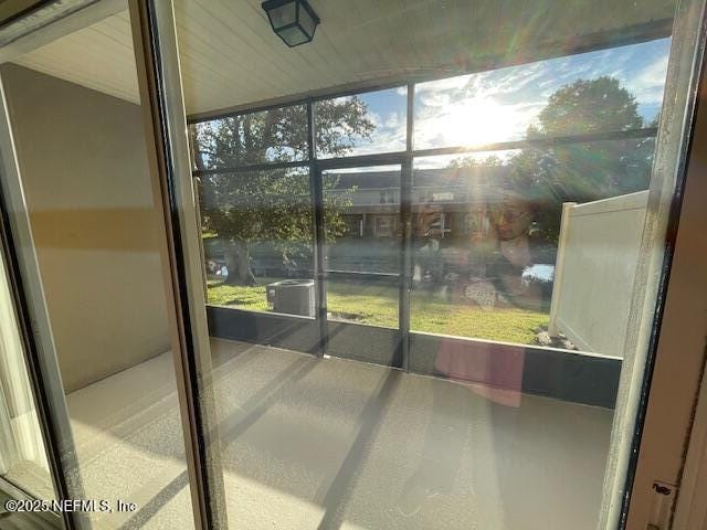 Building Photo - 13026 SUNSET LAKE Dr