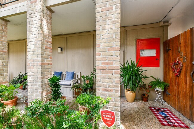 Building Photo - 4635 Wild Indigo St