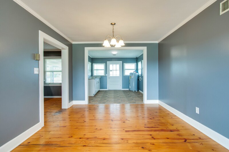 Building Photo - 8830 Manchester Pike