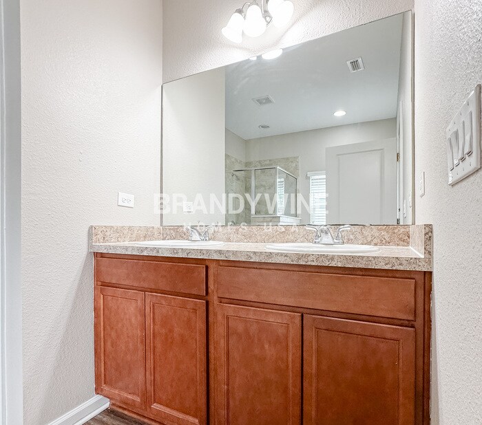 Building Photo - 95150 Gladiolus Pl