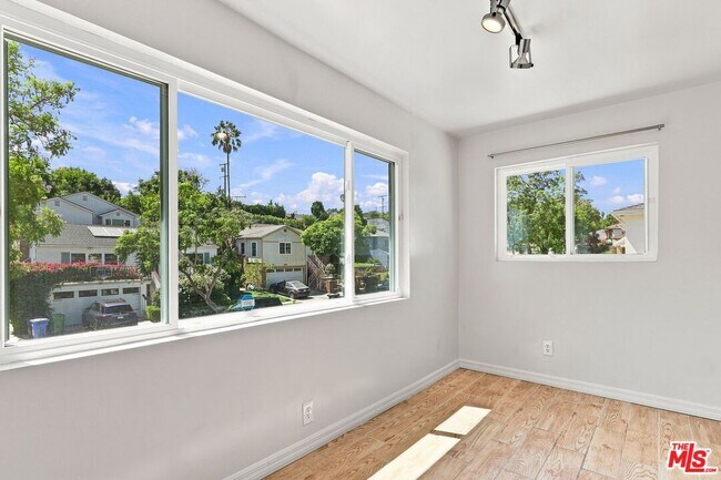 Building Photo - 5412 Marburn Ave