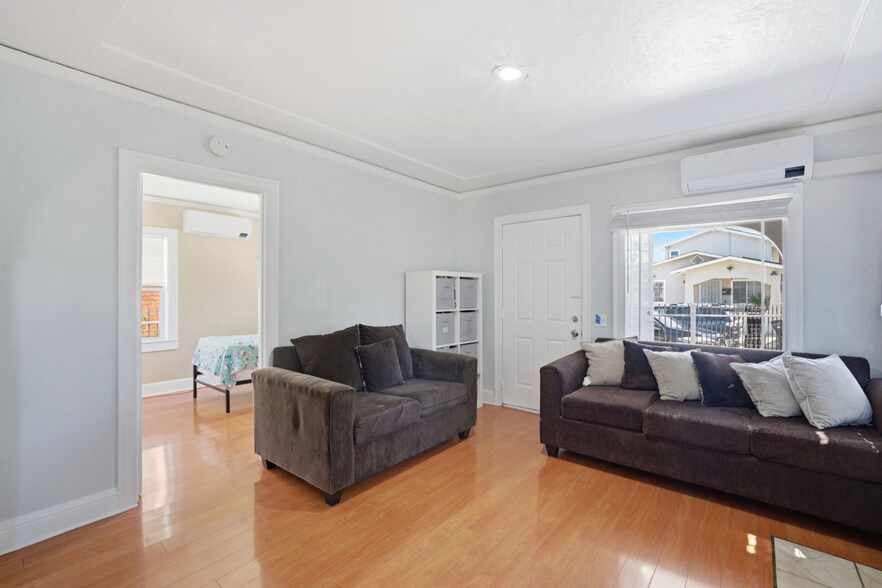 Building Photo - 5745 Holway Ct