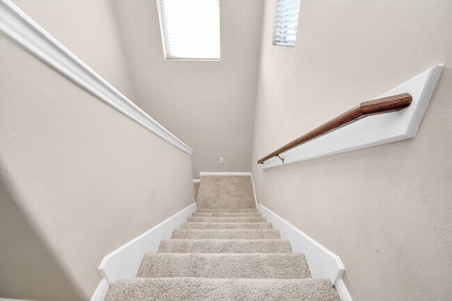 Building Photo - 8139 Heartbrook Field Ln