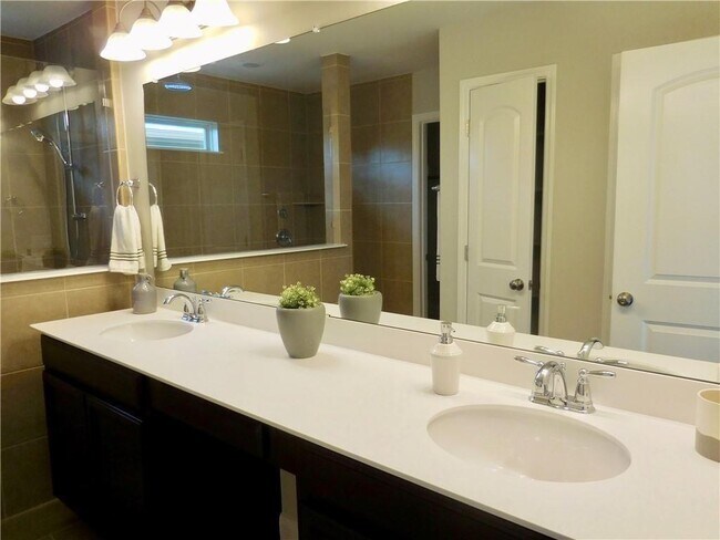 Building Photo - 10614 Turnbull Loop