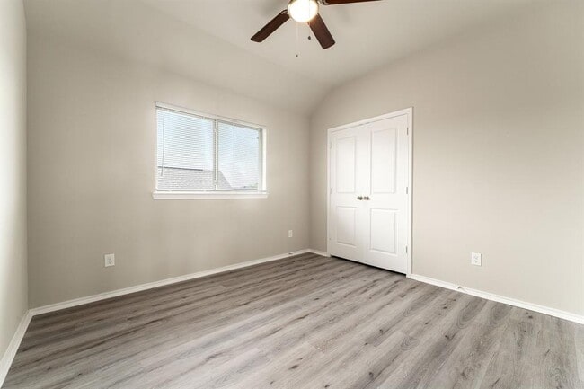 Building Photo - 5014 Aspen Orch Dr