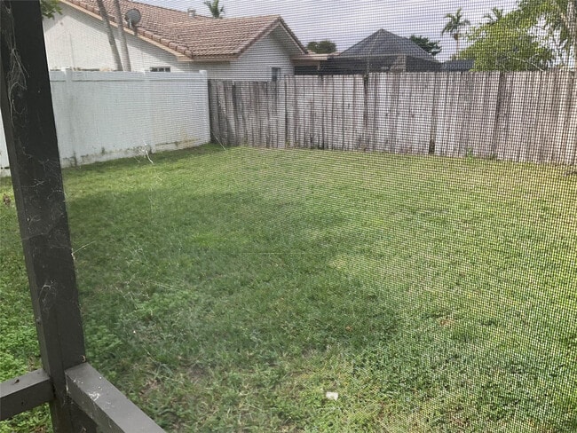 Building Photo - 6269 Woodbury Rd