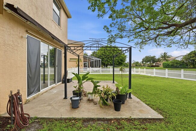Building Photo - 2753 Misty Oaks Cir