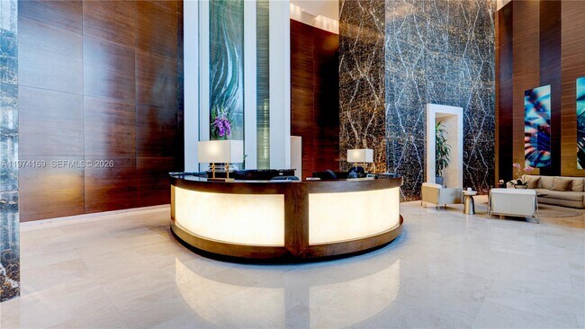 Building Photo - 16001 Collins Ave