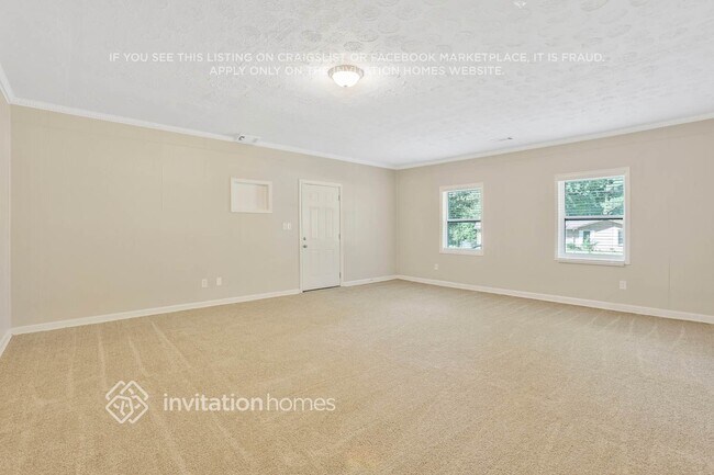 Building Photo - 10 Porter Cir