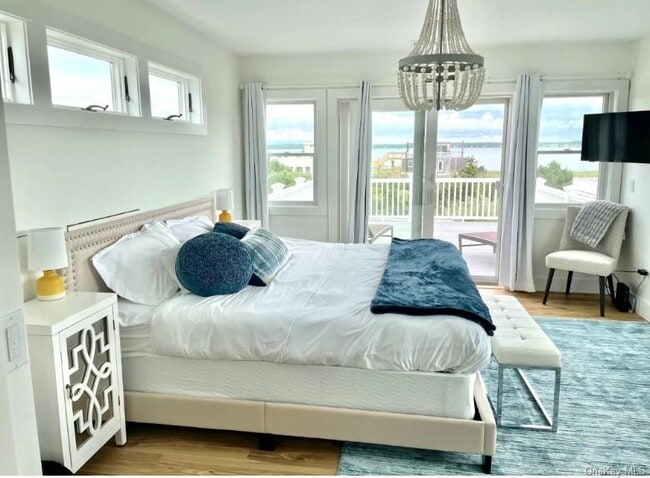 Building Photo - 800 Dune Rd