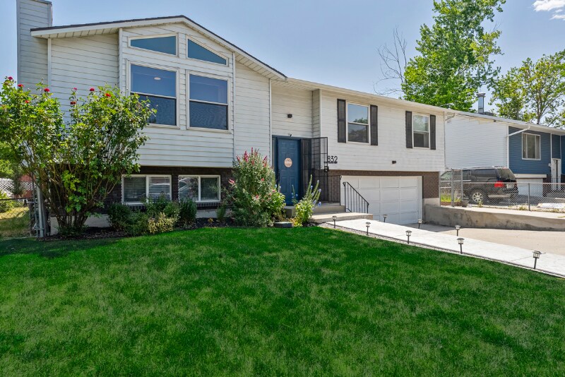 Building Photo - 832 N Morton Dr