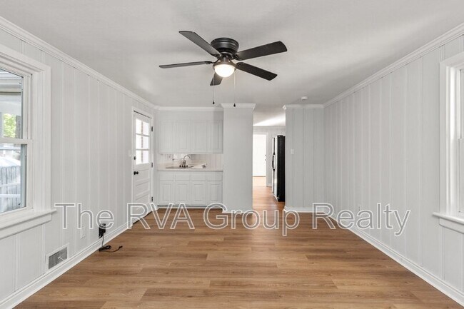 Building Photo - 6220 Debora Dr