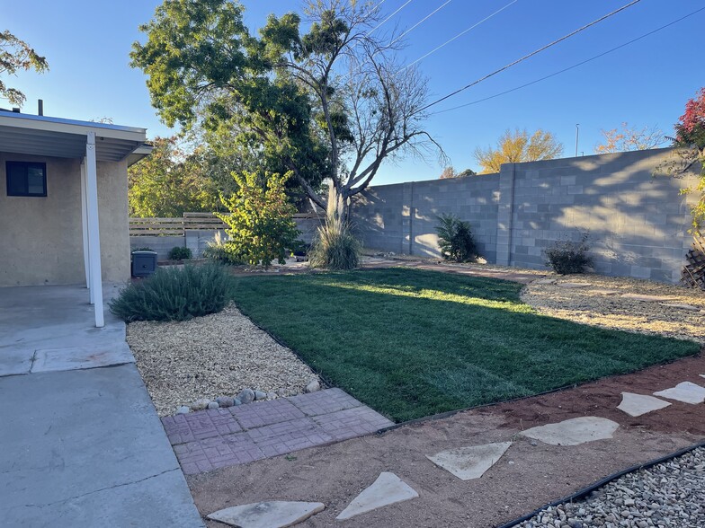 Building Photo - 12413 Morocco Rd NE