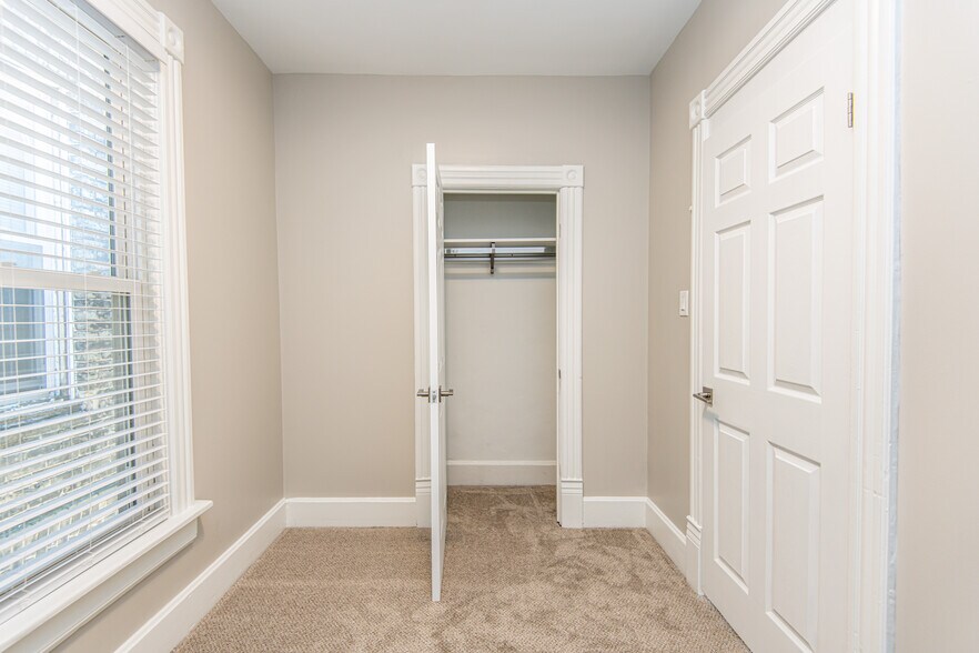 Bedroom #3 Closet - 1016 E Pearson St