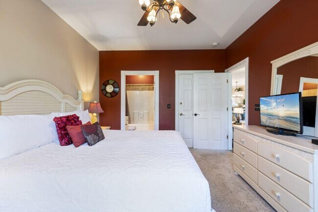 Building Photo - 4869 Magnolia Pointe Ln