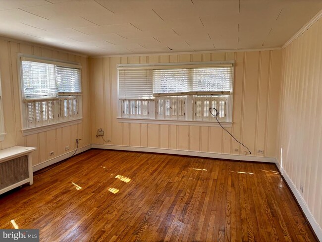 Building Photo - 8122 John Mosby Hwy