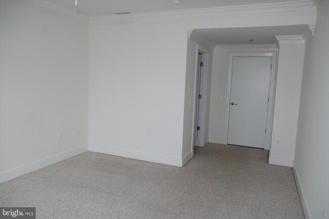 Building Photo - 2772 Lighthouse Point E