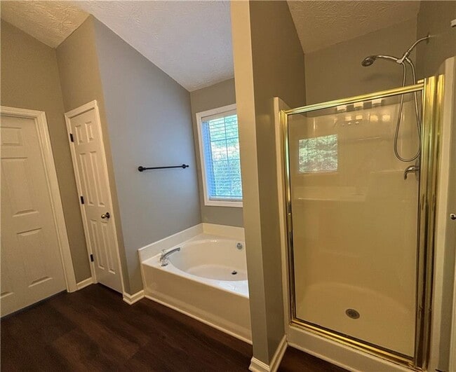 Building Photo - 235 Cadence Ct