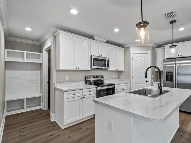 Building Photo - Newly Built 3 Bedroom Home Available Now