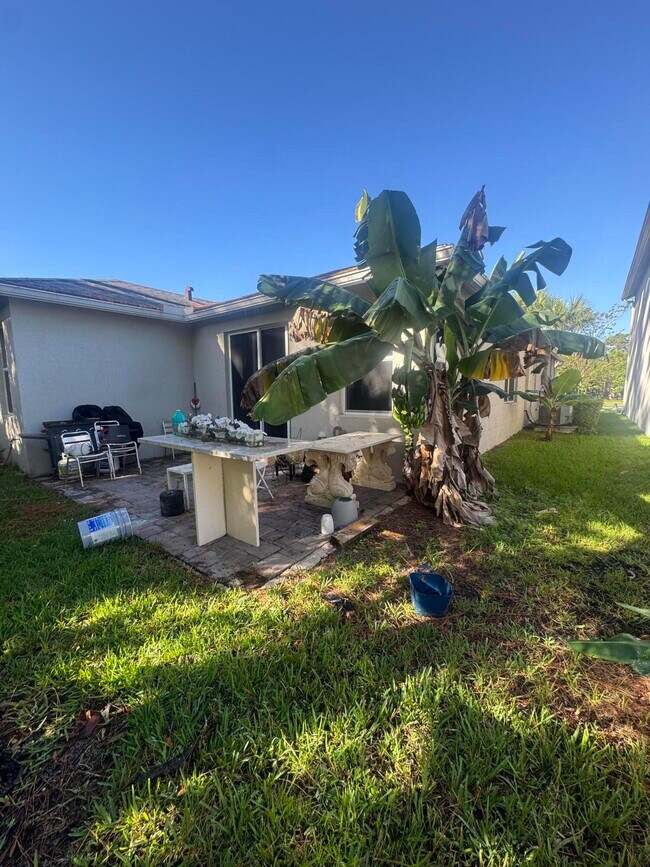 Building Photo - 2468 Timber Forest Dr