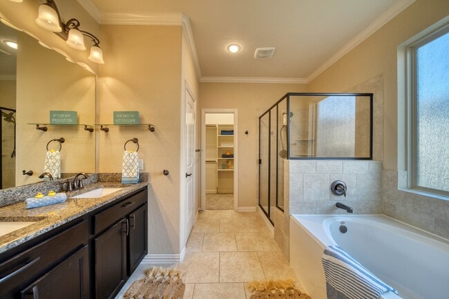 Building Photo - 6303 Wood Creek Ln