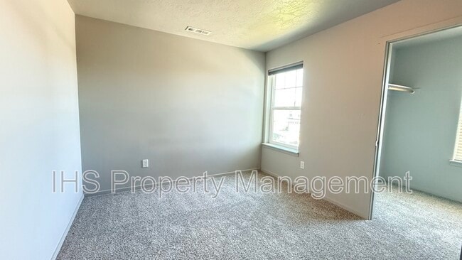 Building Photo - 5814 Sidon Ln