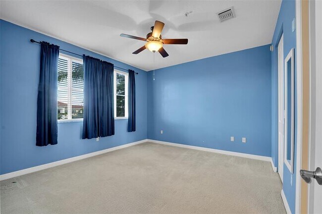 Building Photo - 3055 NW 126th Ave