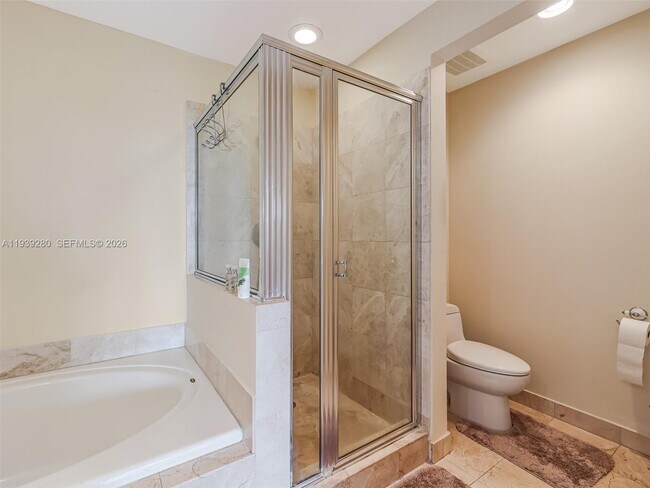 Building Photo - 3330 NE 190th St