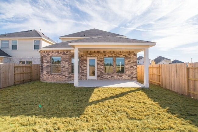 Building Photo - 10627 Whitejacket