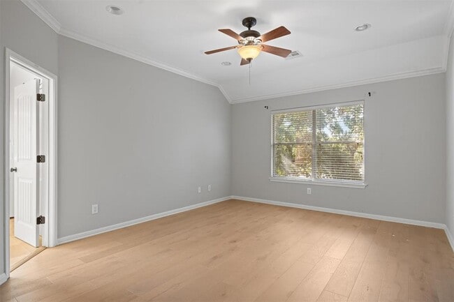 Building Photo - 11109 Claro Vista Cove