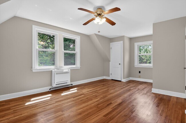 Building Photo - 4-bedroom, 2.5-bath home located in Upper Marlboro