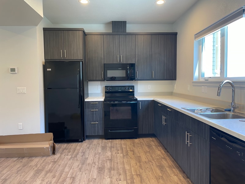 Building Photo - 225 Green Leaf Street