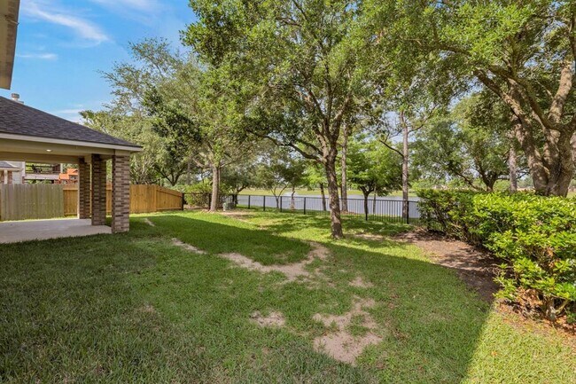 Building Photo - 2712 Park Falls Dr