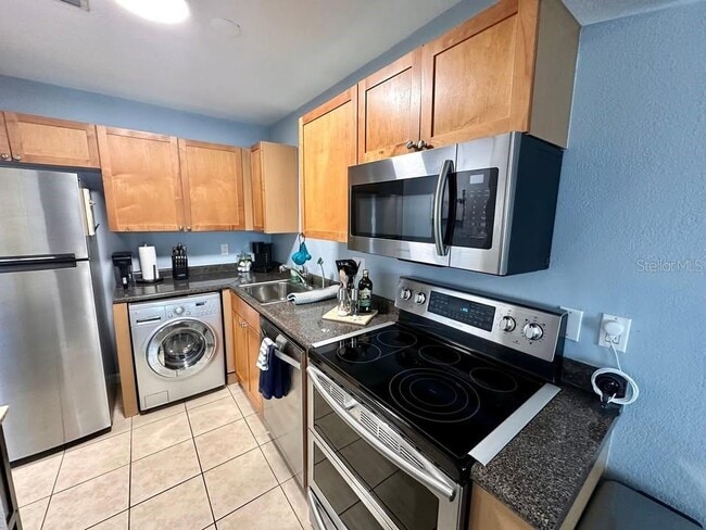 Building Photo - 5107 Salmon Dr SE