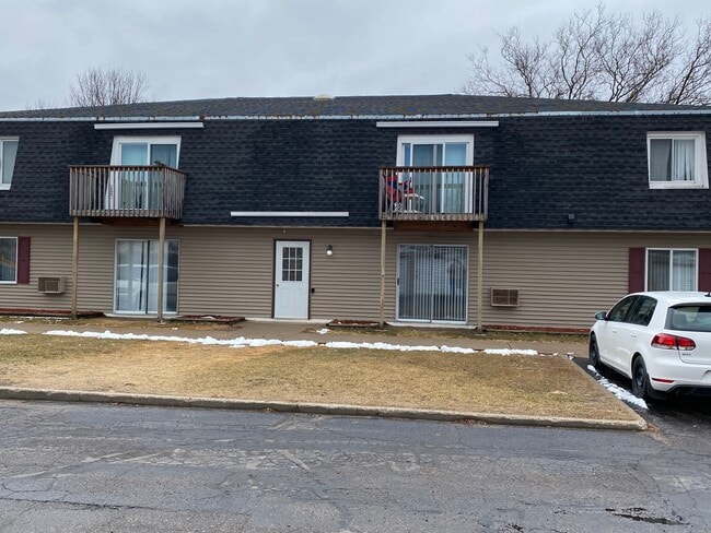 Building Photo - Michigan Terrace