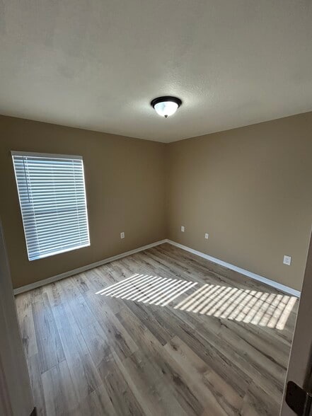 Bedroom 1 - 11543 Tangle Creek Blvd