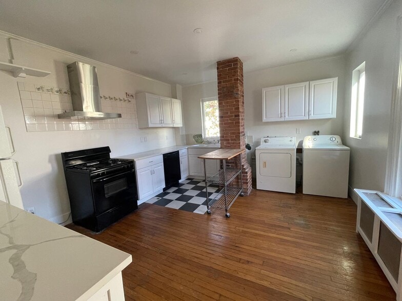 kitchen - 6 George St