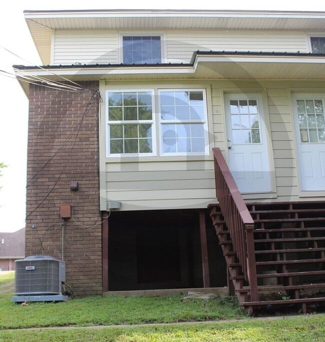 Building Photo - 1111 W Scenic Dr