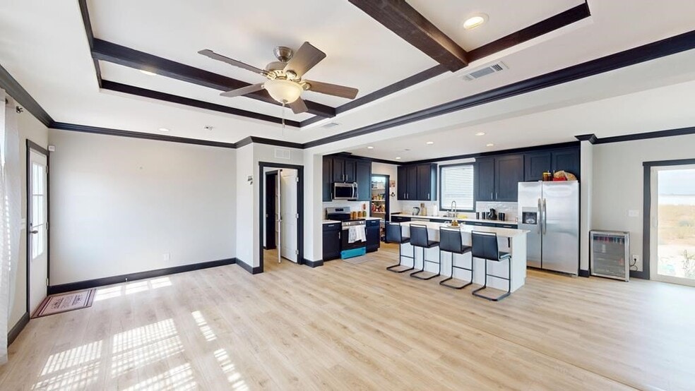 Building Photo - 822 Private Rd