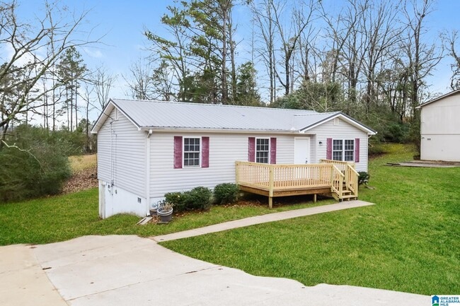 Building Photo - 1003 Oak Blvd